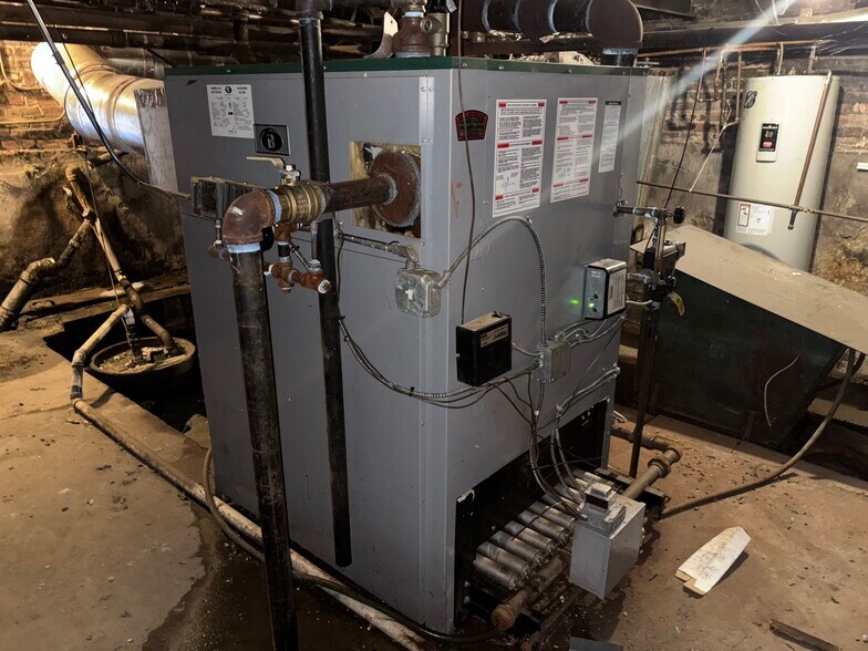 More Photos Of , Chicago Multifamily For Sale