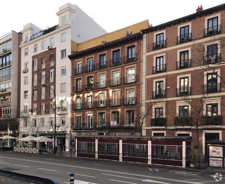 Primary Photo Of 40 Calle de Diego de León, Madrid Apartments For Sale