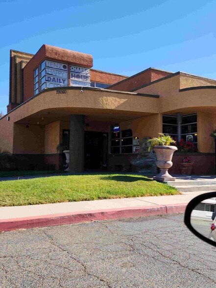 More Photos Of 29000 Old Town Front St, Temecula General Retail For Sale