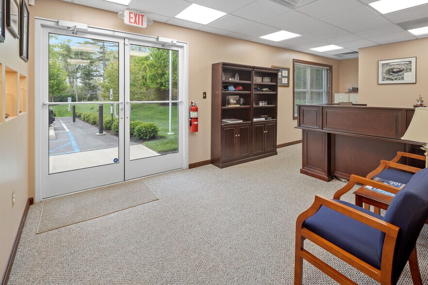 More Photos Of 30 Bolton Ln, West Creek Light Distribution For Sale