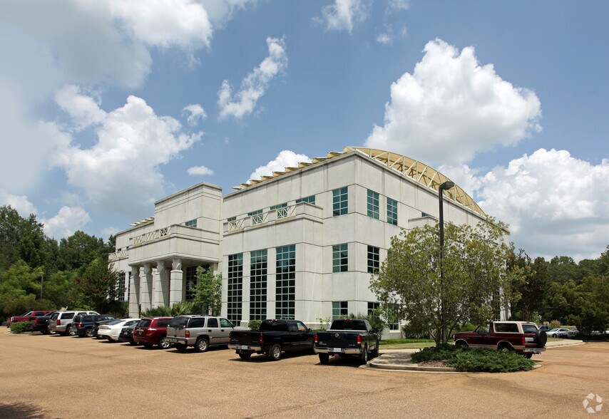More Photos Of 10 Canebrake Blvd, Flowood Coworking Space