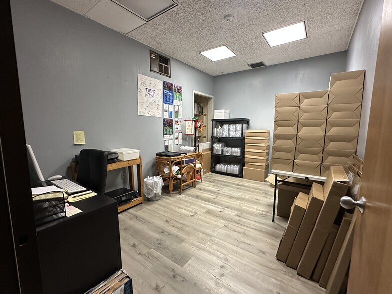 More Photos Of 97-103 Elm St, Millbury Storefront Retail Office For Lease