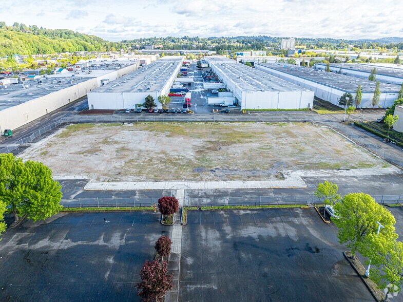 More Photos Of 5910 S 180th St, Tukwila Distribution For Sale