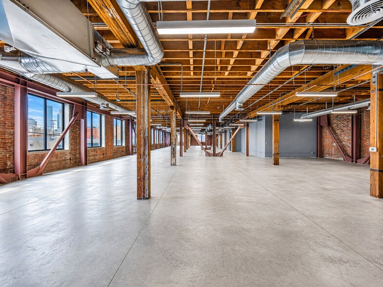 More Photos Of 440 Seaton St, Los Angeles Loft Creative Space For Lease
