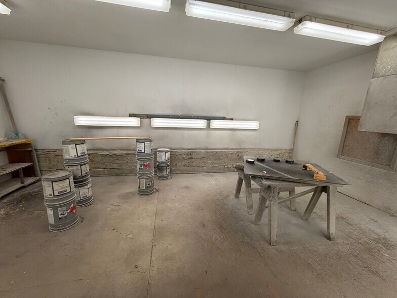 More Photos Of 814 Cleveland Ave NW, Canton Freestanding For Lease