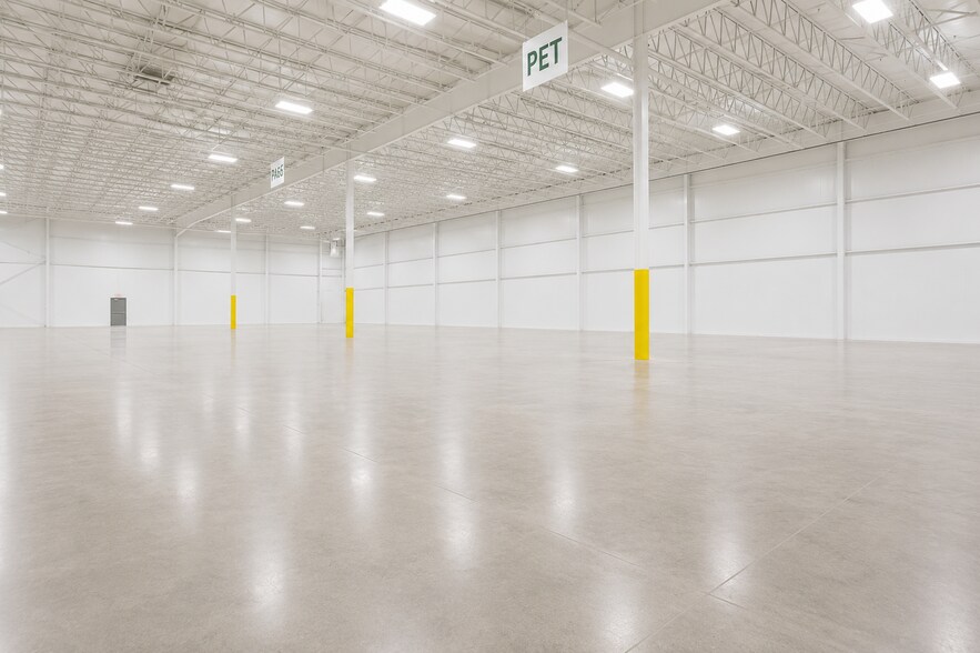 More Photos Of 110 W McCarter Rd, LaFayette Warehouse For Lease