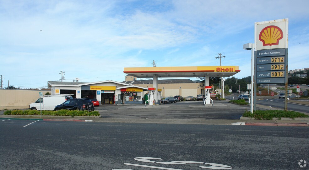 More Photos Of 95 Aura Vista Dr, Pacifica Service Station For Sale
