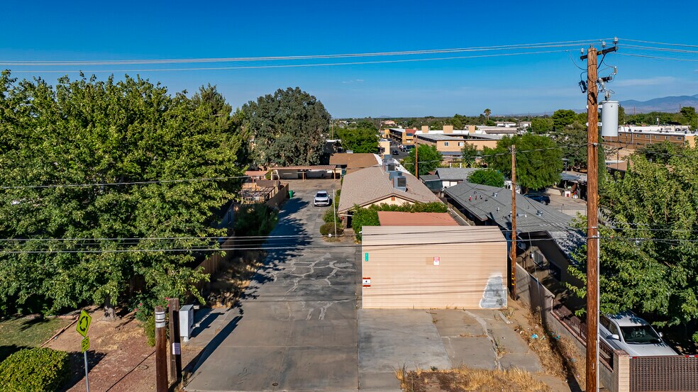 More Photos Of 38110 10th St E, Palmdale Apartments For Sale