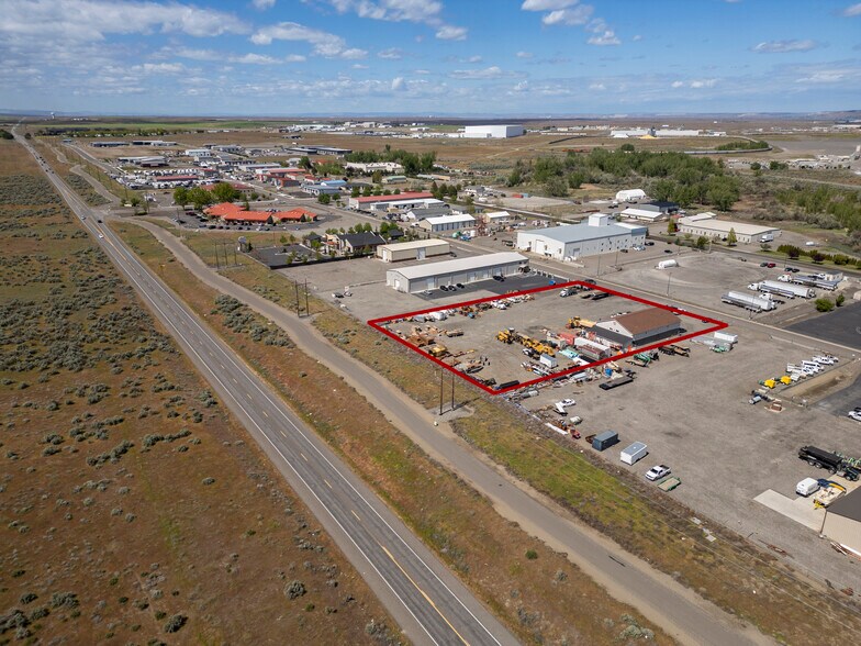 More Photos Of 2213 Henderson Loop, Richland Warehouse For Sale