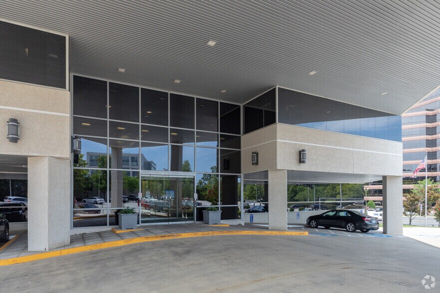 More Photos Of 11351 Random Hills Rd, Fairfax Office For Lease