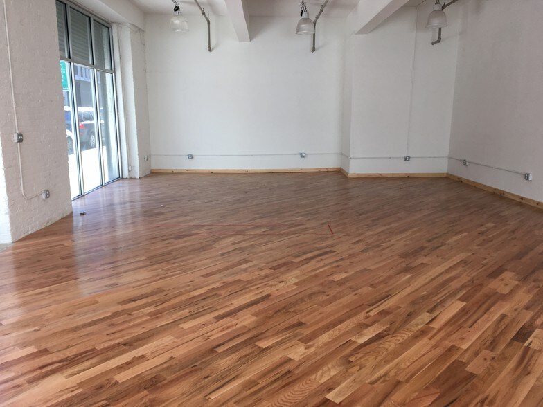 More Photos Of 140 Plymouth St, Brooklyn Warehouse For Lease