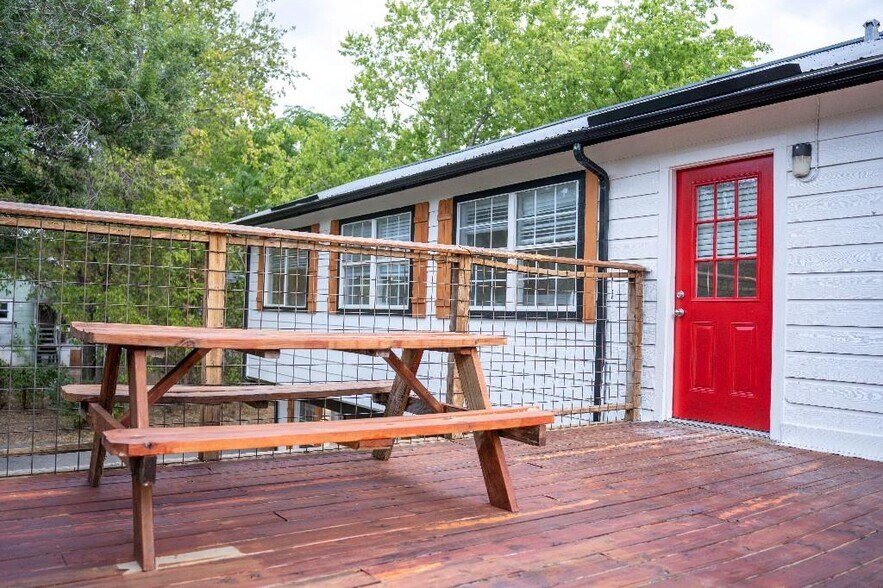 More Photos Of 2841 San Gabriel St, Austin Specialty For Sale