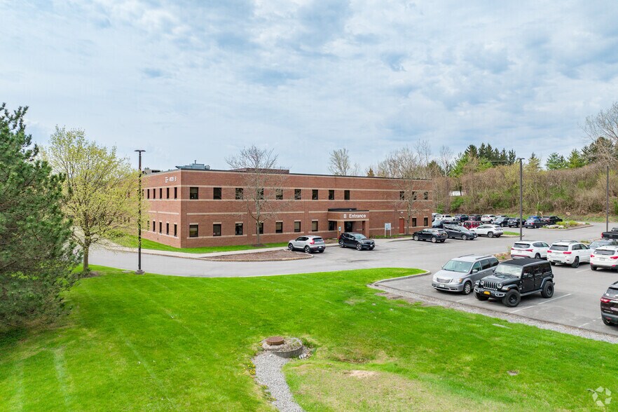 More Photos Of 4939 Brittonfield Pky, East Syracuse Office For Sale