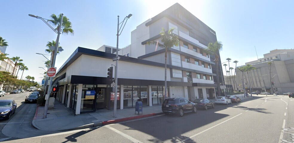 More Photos Of 9632-9648 Brighton Way, Beverly Hills Restaurant For Lease