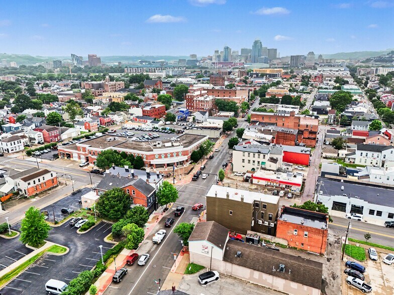 More Photos Of 1002 Monmouth St, Newport Office Residential For Sale
