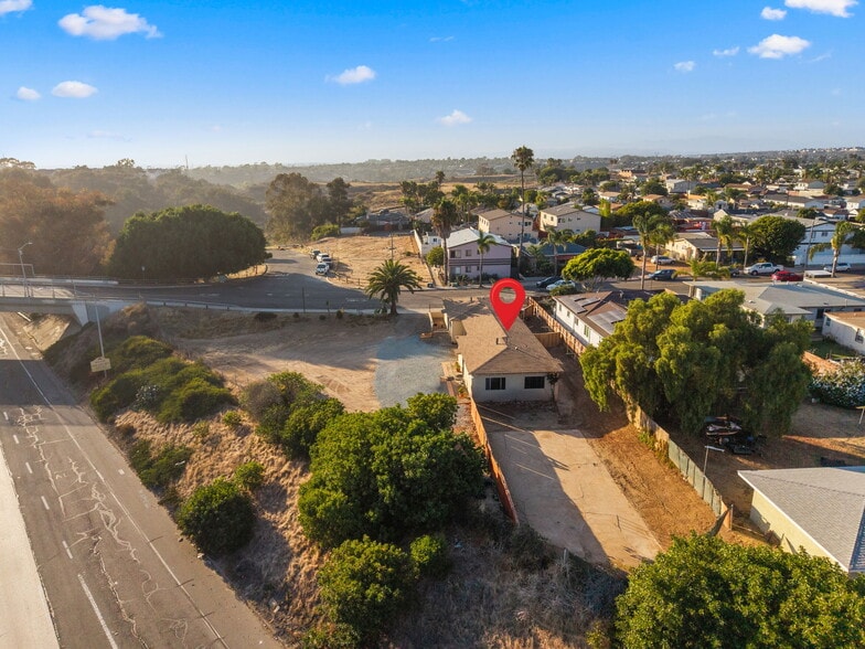 More Photos Of 1303 Bush St, Oceanside Apartments For Sale