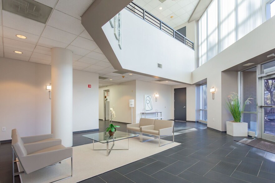 More Photos Of 940 Golf House Rd W, Whitsett Office For Lease