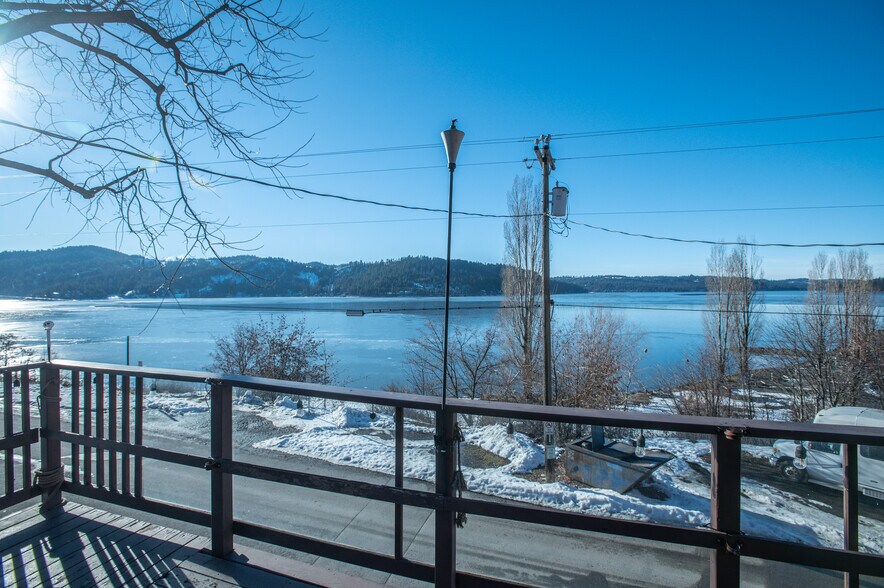 More Photos Of 204 S Coeur D Alene Ave, Harrison Restaurant For Sale