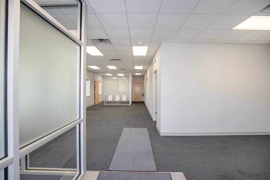 More Photos Of 1201 Butler Rd, League City Warehouse For Lease