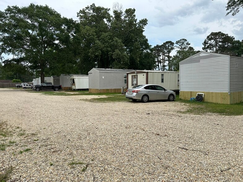More Photos Of 30263 Eden Church Rd, Denham Springs Manufactured Housing Mobile Home Park For Sale