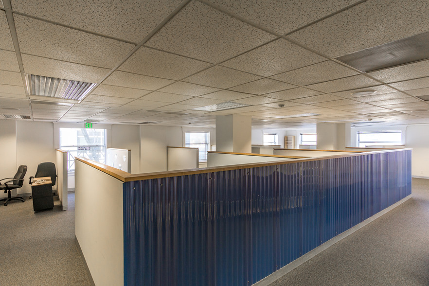 More Photos Of 115 Pine Ave, Long Beach Office For Lease