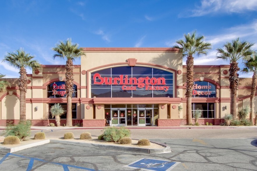 More Photos Of 35900 Date Palm Dr, Cathedral City Freestanding For Sale