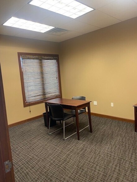 More Photos Of 2774 Commerce Dr NW, Rochester Office For Lease