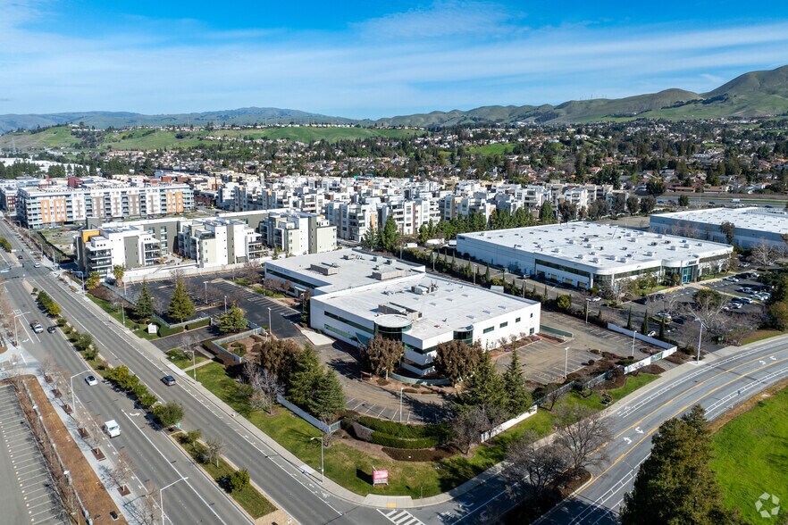 More Photos Of 45388 Warm Springs Blvd, Fremont Research And Development For Lease