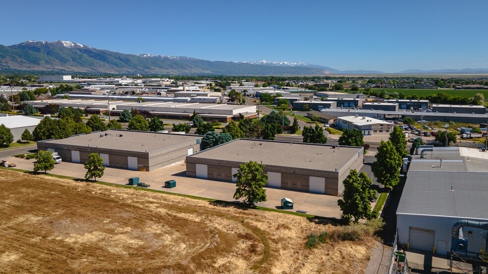 More Photos Of 1660 W 1000 N, Layton Light Manufacturing For Lease