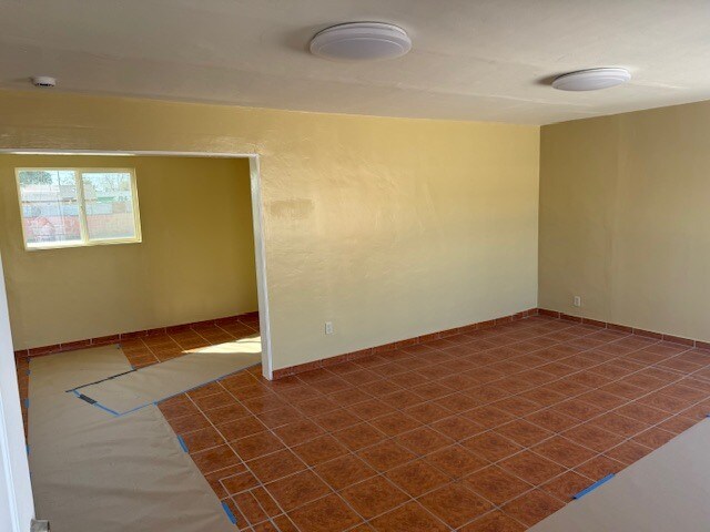 More Photos Of 8951 Herrick Ave, Sun Valley Land For Lease