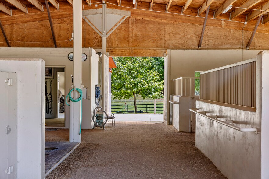 More Photos Of 5500 Four Cross Ranch Rd, Skull Valley Land For Sale