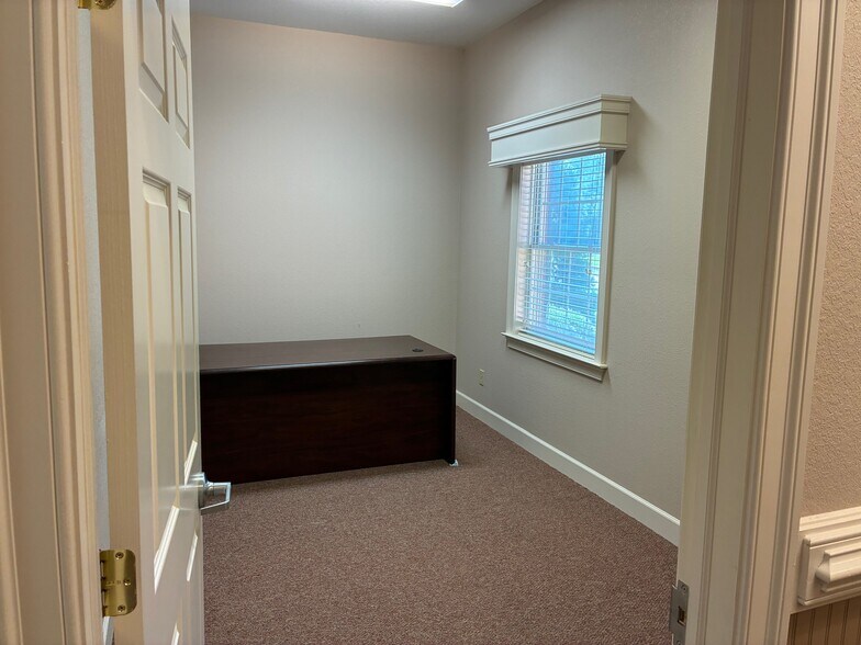 More Photos Of 1880 W City Dr, Elizabeth City Medical For Sale