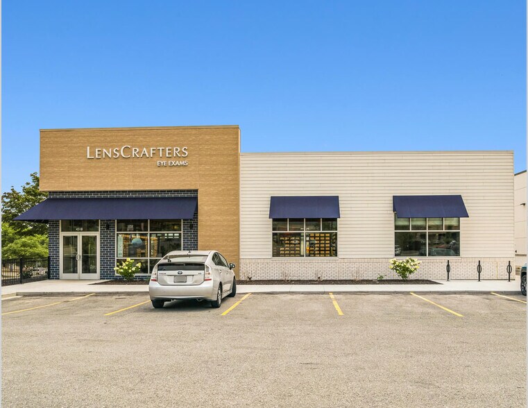 More Photos Of 4518 E Washington Ave, Madison General Retail For Sale
