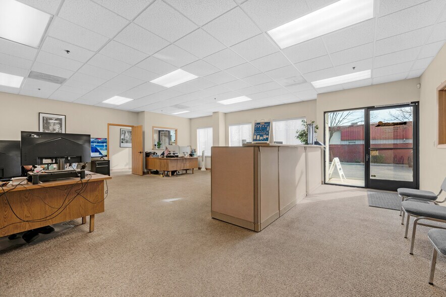 More Photos Of 4634 Weathermaker Ave, Fresno Warehouse For Sale
