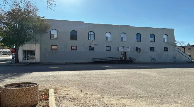 More Photos Of 115 Main S, Minnedosa Flex For Sale