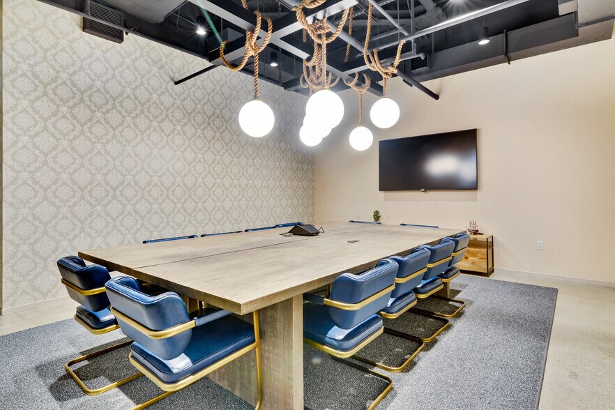 More Photos Of 125 High St, Boston Coworking Space