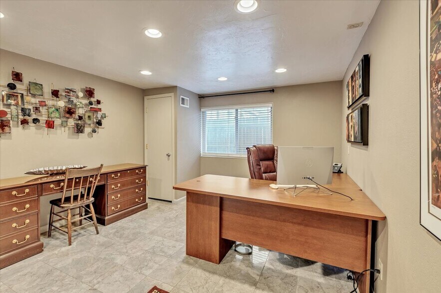 More Photos Of 1224 NW 50th St, Oklahoma City Loft Creative Space For Sale