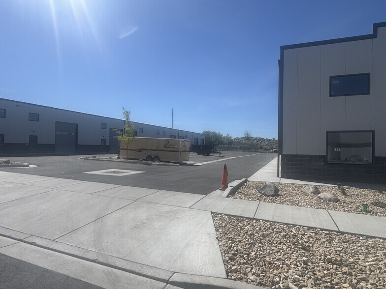 More Photos Of 1477 W 1200 North St, Orem Unknown For Lease