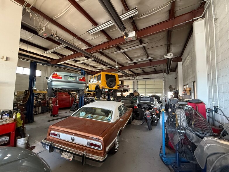 More Photos Of 5745 Independence St, Arvada Auto Repair For Sale
