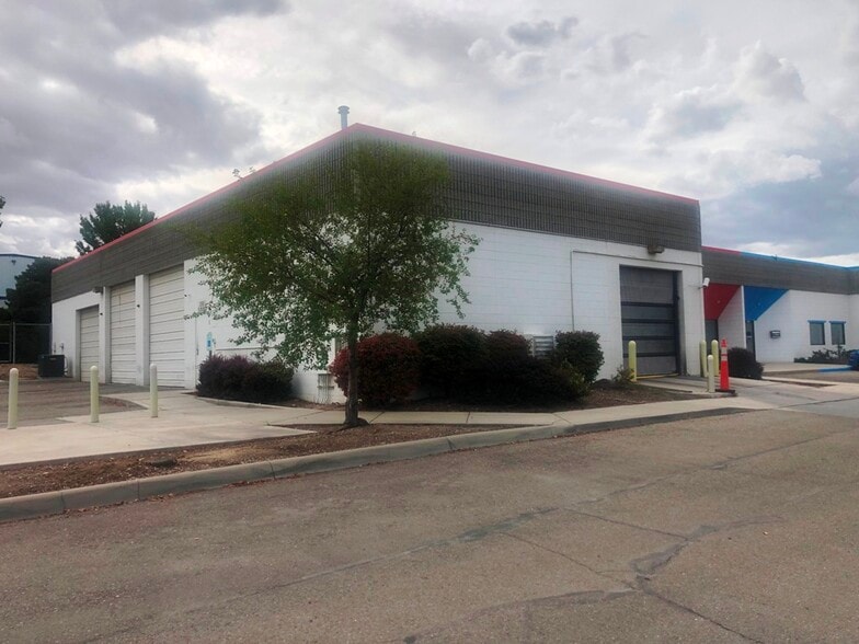 More Photos Of 3555-3559 W Wright St, Boise Light Manufacturing For Lease