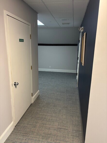 More Photos Of 2299 Woodbury Ave, Newington Medical For Lease