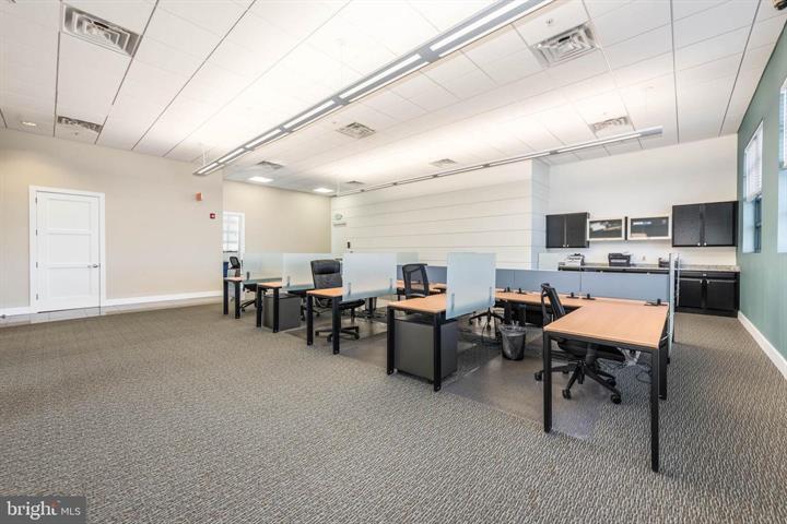 More Photos Of 2421 Mountain Rd, Pasadena Medical For Sale