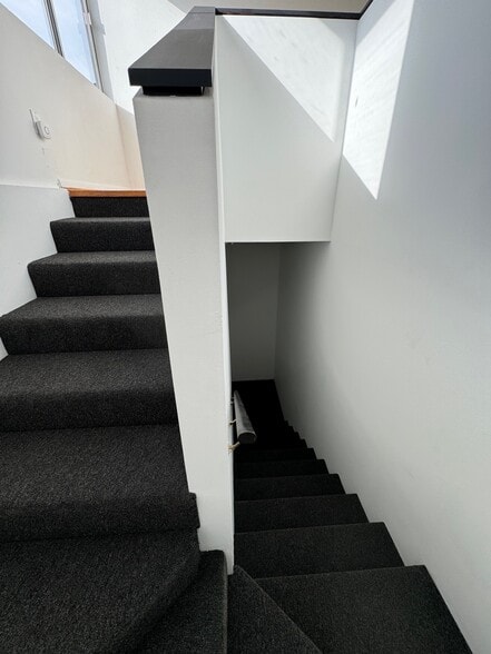 More Photos Of 114-116 S La Brea Ave, Los Angeles Storefront Retail Office For Lease