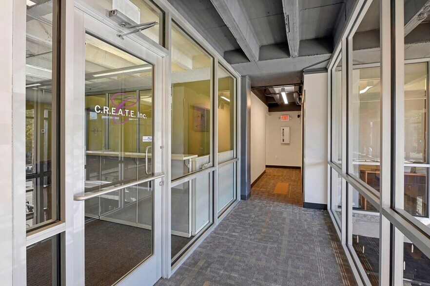 More Photos Of 2200 E Franklin Ave, Minneapolis Office For Lease