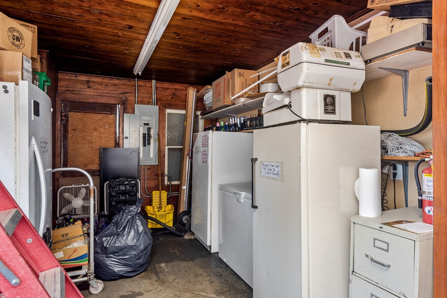 More Photos Of 10842 Highway 5 S, Mountain Home Convenience Store For Sale
