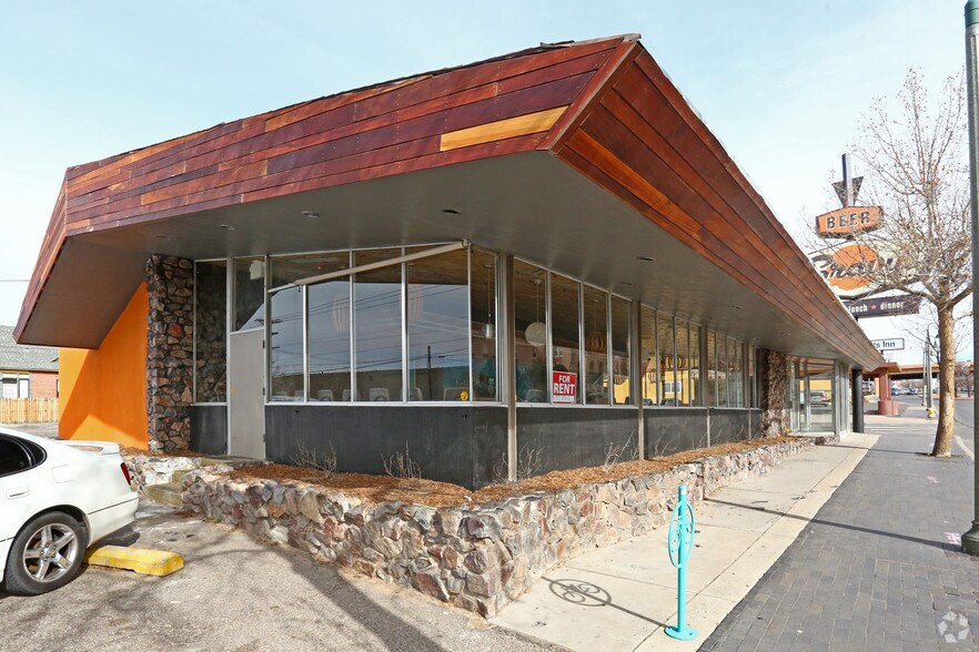 More Photos Of 725 Central Ave NE, Albuquerque Restaurant For Lease