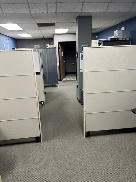 More Photos Of 8139 Center St, La Mesa Showroom For Lease