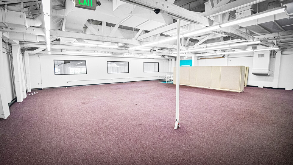 More Photos Of 236-242 Pine Ave, Long Beach Storefront Retail Office For Lease