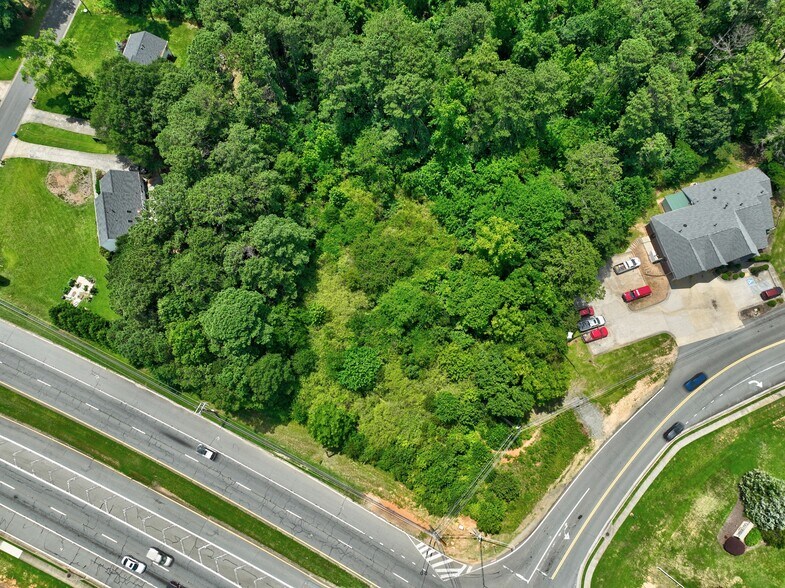More Photos Of 0 92 Hwy, Woodstock Land For Lease