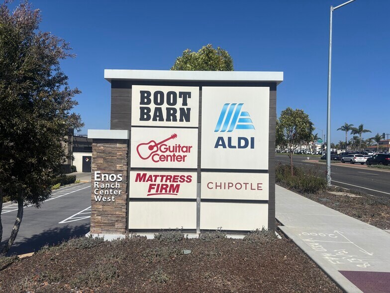 More Photos Of 489 E Betteravia Rd, Santa Maria General Retail For Lease